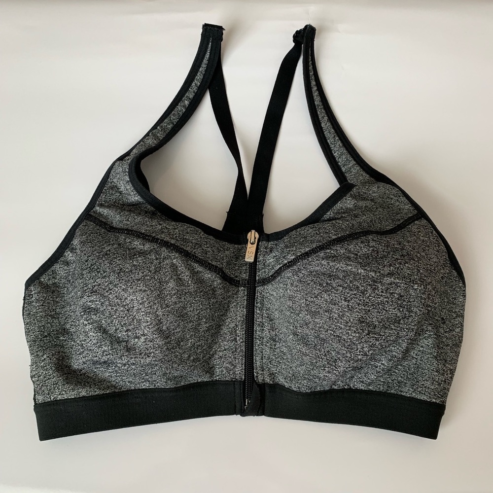 Victoria Secret Women’s Sports Bra.